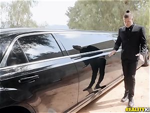 Jessa Rhodes penetrated in the limo